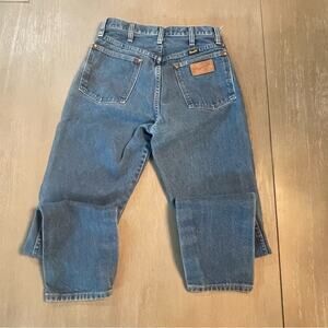 Vintage Classic 90s Wrangler Womens Denim Straight leg Jeans Size 4 USA Cowboy